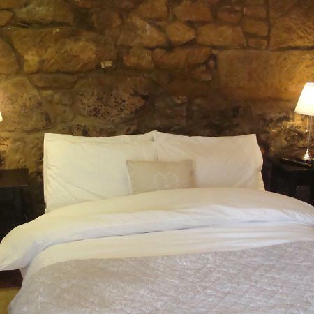 Riggend Farm Bed And Breakfast Airdrie Esterno foto